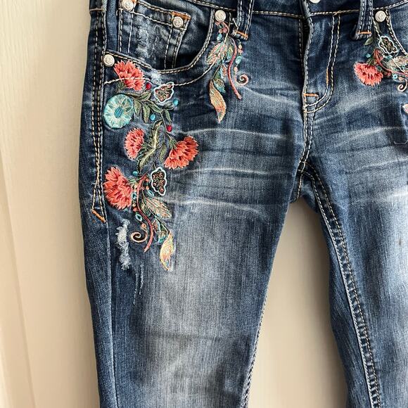 Grace in LA Distressed Floral Embroidered Skinny Size 26 Jeans Vintage Cute! - Picture 4 of 15